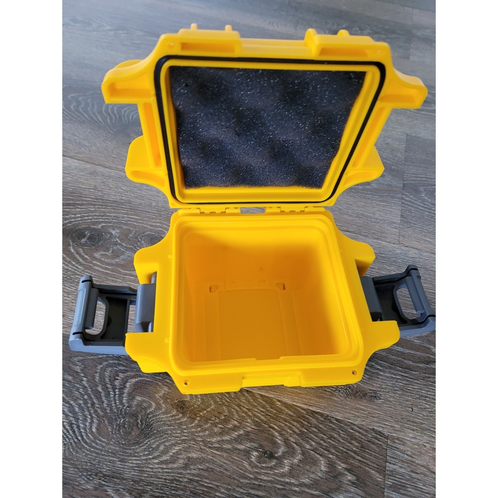 Invicta Watch Box‎ Yellow Hard Protective Case Storage Display Container #2 - Picture 3 of 4